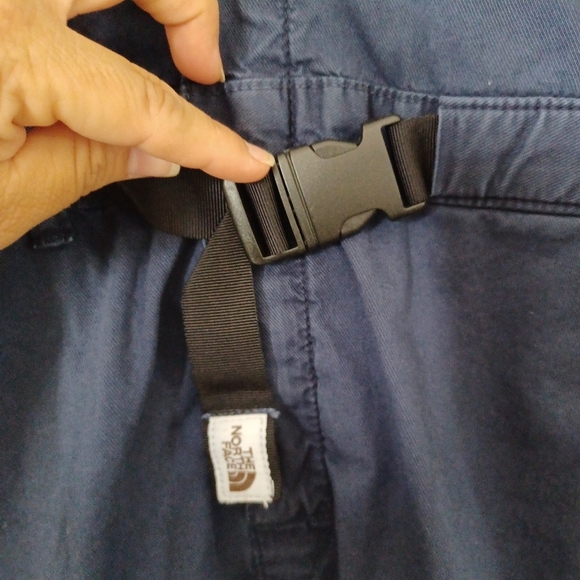 THE NORTH FACE BERKELEY FLIGHT SUIT Sz M Length 85 CM Pit-to-pit 53 Cm - Picture 5 of 10